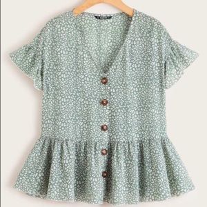 Shein green leopard print ruffle top